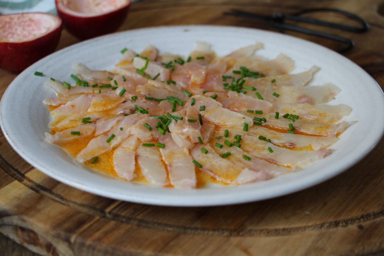 Carpaccio De Dorade Citron Vert Et Fruits De La Passion Casserole