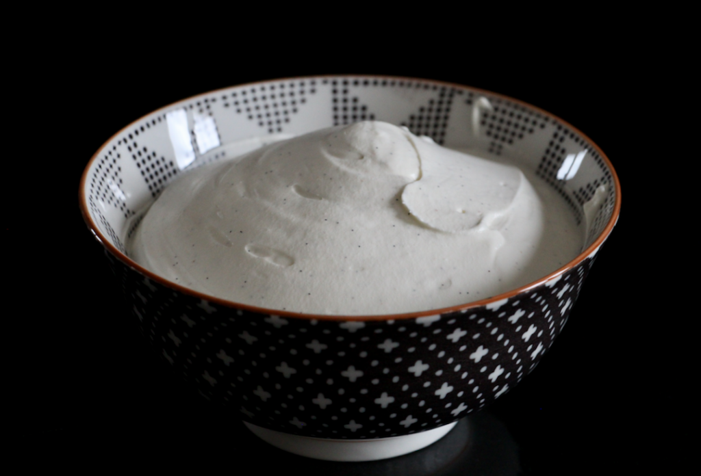 La Ganache Montée Chocolat Blanc Et Vanille – Casserole & Chocolat