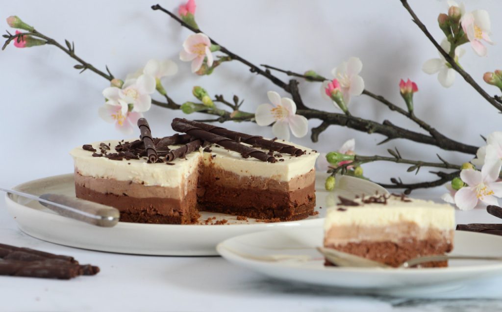 Cheesecake Sans Cuisson Aux 3 Chocolats – Casserole & Chocolat