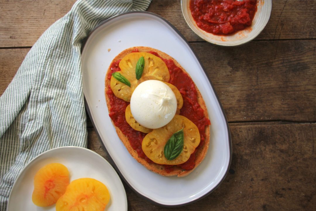 Bruschetta Tomates Confites Et Burrata – Casserole & Chocolat